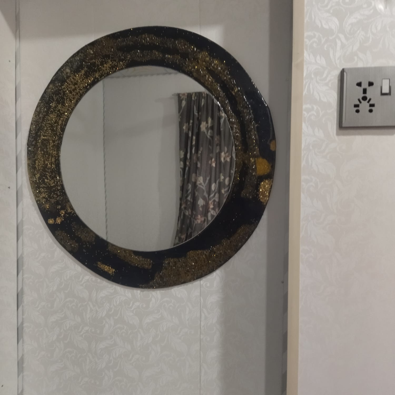 WhatsApp Image 3 2025-12-31 at 7.36.21 AM Wall Art Mirror